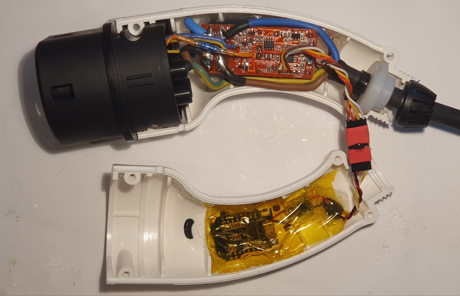 Ladestecker mit komplettem Innenleben