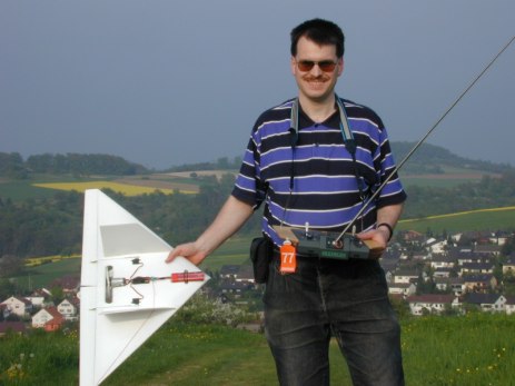 Pibros-400 und Pilot, oberhalb von Eberdingen